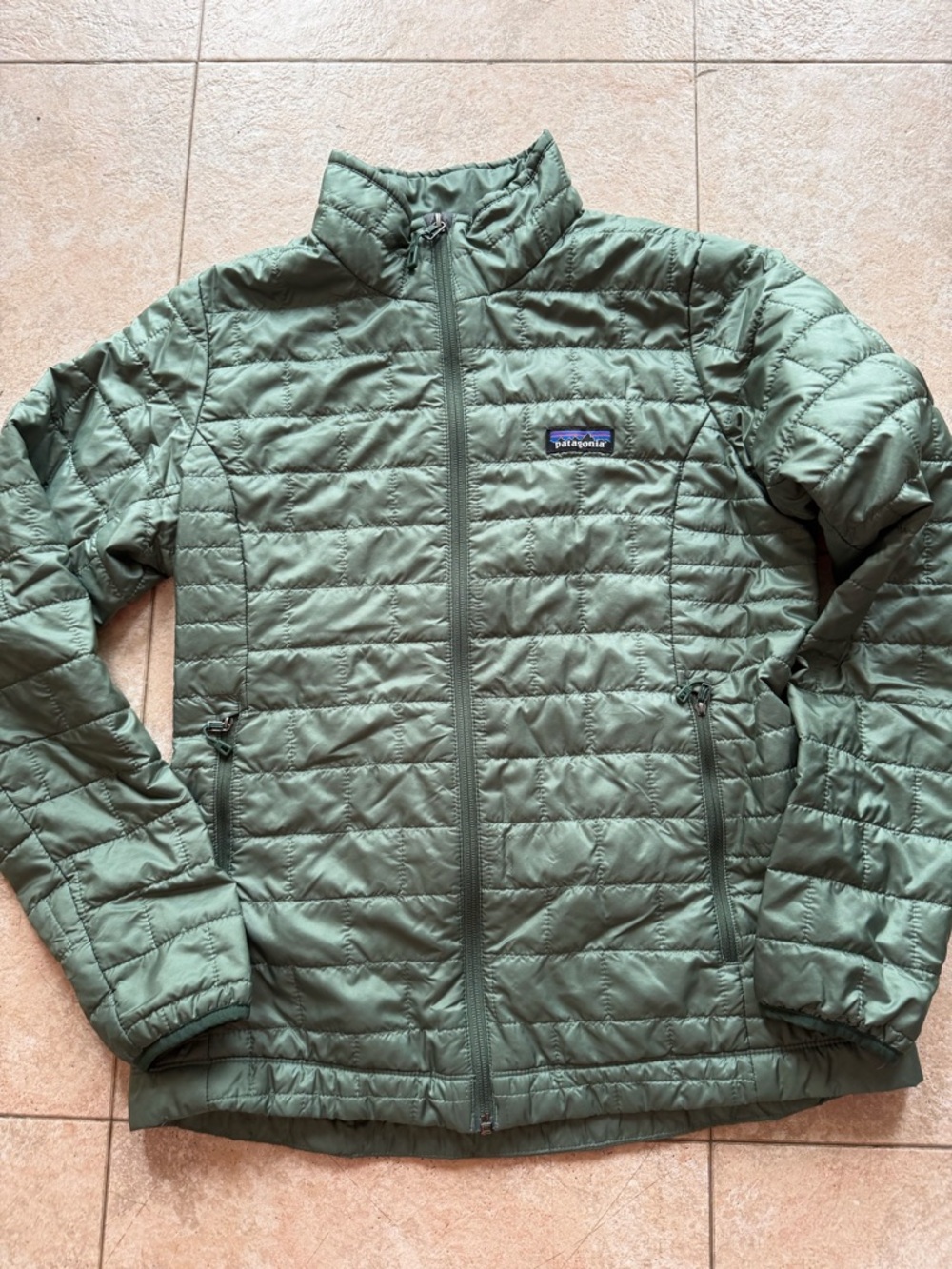 Women’s Patagonia nano puff insulated